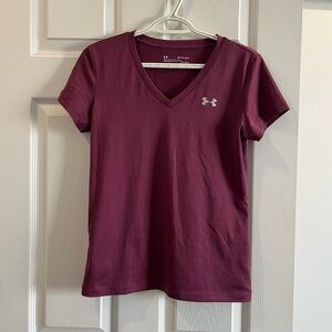 Under Armour Women's Burgundy V-Neck Tee